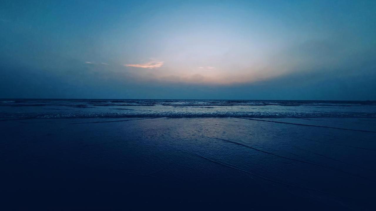 Corniche Beach Resort Mulappilangad ภายนอก รูปภาพ