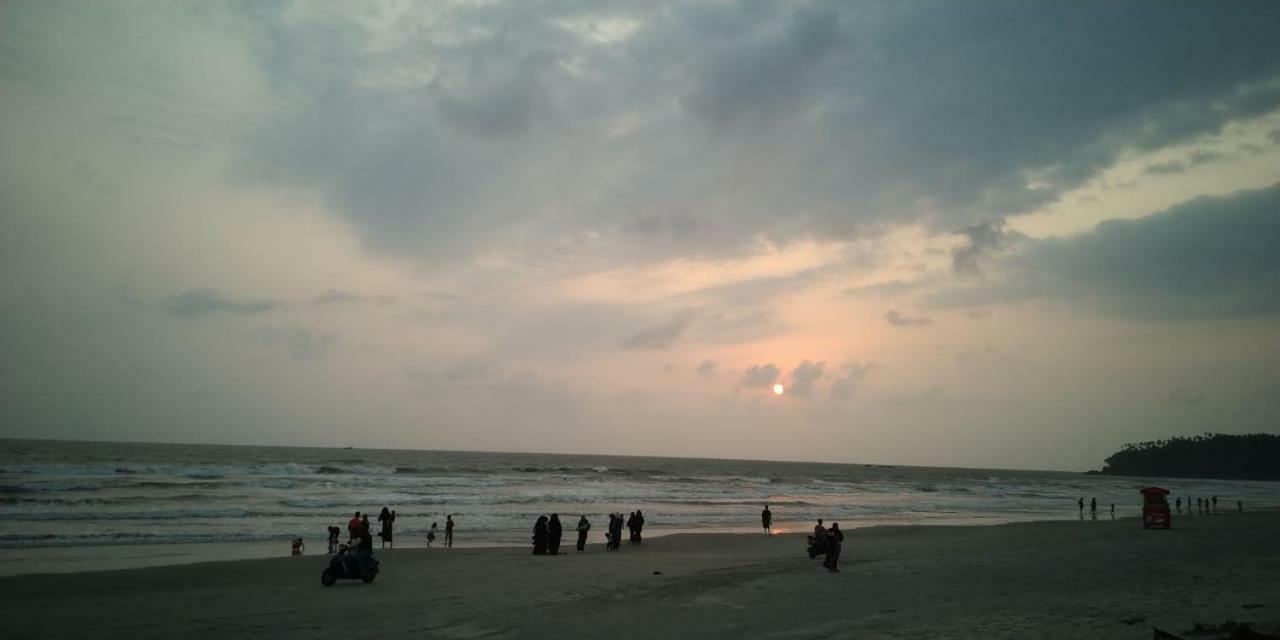 Corniche Beach Resort Mulappilangad ภายนอก รูปภาพ