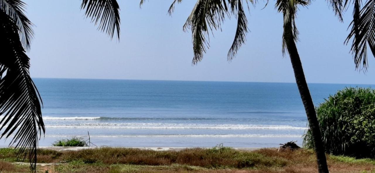 Corniche Beach Resort Mulappilangad ภายนอก รูปภาพ