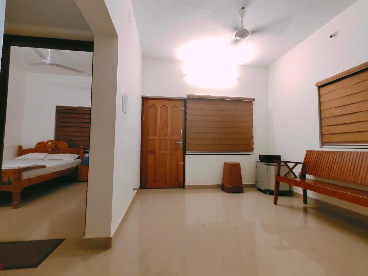 Corniche Beach Resort Mulappilangad ภายนอก รูปภาพ